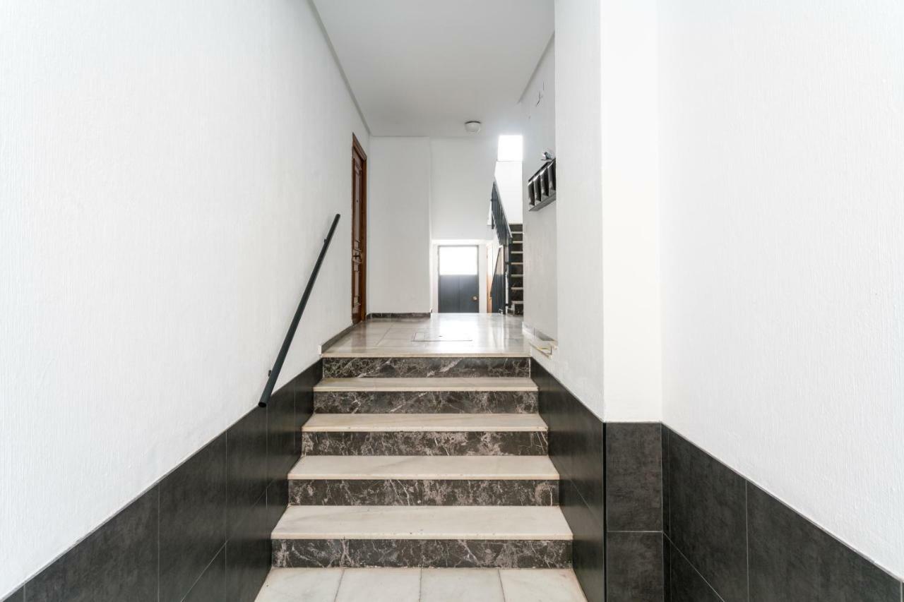 Triana 3 Bedrooms & 2 Bath Parking Included Sevilla Eksteriør billede