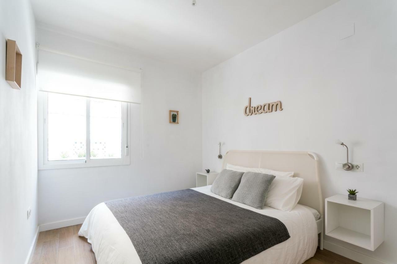 Triana 3 Bedrooms & 2 Bath Parking Included Sevilla Eksteriør billede